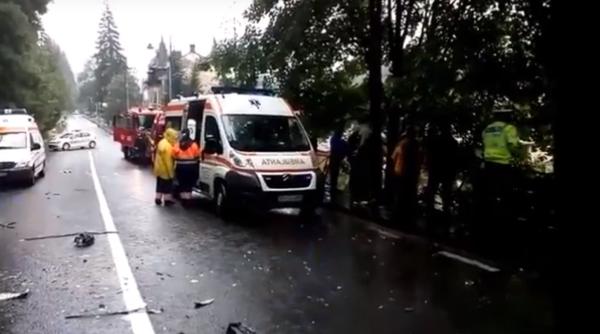 Autocar cu turiști, grav accident rutier. A murit pe loc