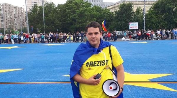 Miting diaspora. Protestatarul Cârstoiu, lovit în fața sediului PSD 