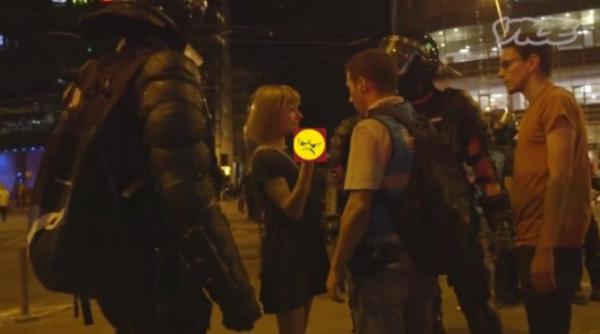 Cine este tânăra care a ÎNFRUNTAT jandarmii la PROTESTUL diasporei