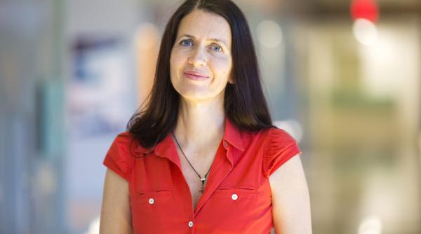 Rada Mihalcea, româncă din SUA: Algoritm pentru depistarea de ştiri false