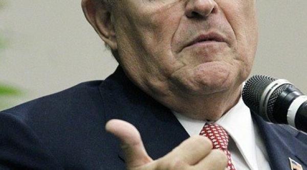 Giuliani RECUNOAȘTE că a primit bani pentru a scrie scrisoarea către Iohannis 