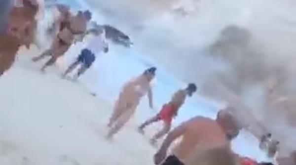 Panică în Grecia: Un deal s-a prăbușit pe o celebră plajă frecventată de români. Video 