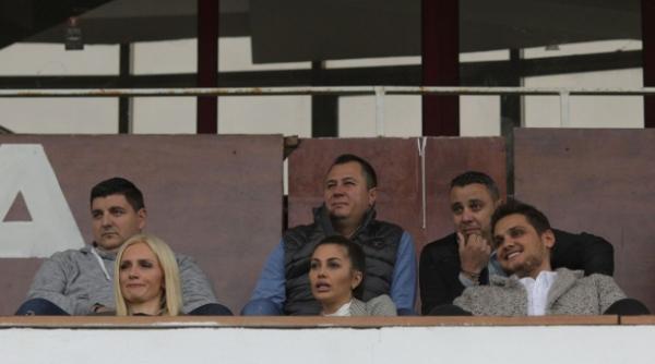 Bodyguarzii lui Dragnea Jr. au agresat un jurnalist