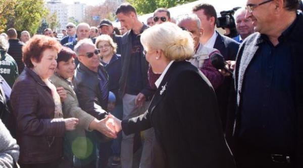 Ce nu s-a văzut la vizita Vioricăi Dăncilă la Focșani