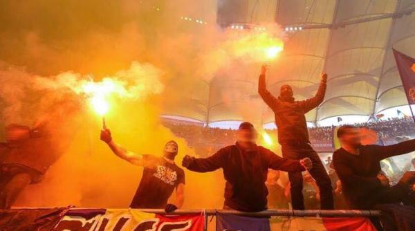 Liga Națiunilor. UEFA, anchetă la FRF pentru mesaje rasiste și torțe pe stadion