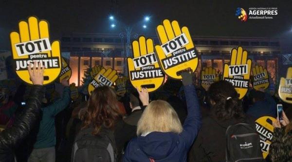 Protest 21 octombrie. Oameni în stradă la TIMIȘOARA