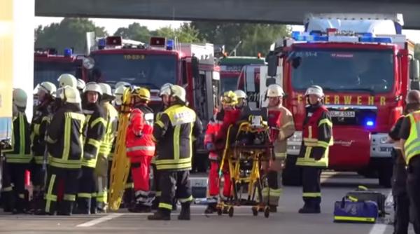 Germania: Microbuz cu 12 muncitori români, GRAV ACCIDENT