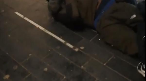 Londra: Români EROI. Au oprit un ATACATOR la stația de metrou