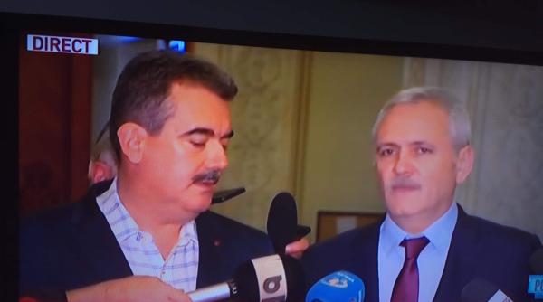 Tăriceanu a refuzat să stea lângă Dragnea. S-a rupt "lanțul de iubire"