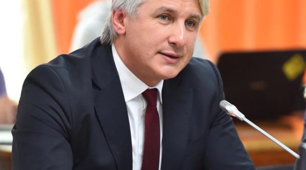 Teodorovici confirmă TĂIERILE. Mii de posturi vor fi DESFIINȚATE