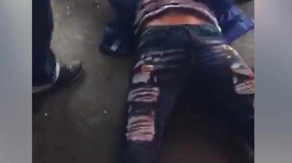 ATAC la Brăila. Imagini cu TERORISTUL imobilizat de oameni VIDEO