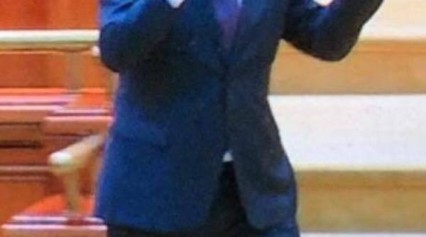 Plângere penală pe numele lui Florin Iordache după gestul obscen din Parlament