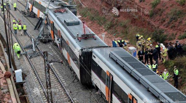 Spania. ALERTĂ: Un tren a deraiat lângă Barcelona. Un MORT și 49 de răniți. UPDATE