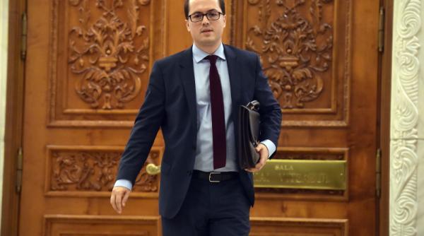 REACȚIE din PSD. Europarlamentar: Teodorovici a fost și este un ministru de succes