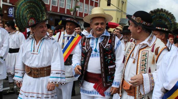 Lui Dragnea îi e frică să dea ochii cu românii. Nu iese din casă pe 1 decembrie. Motivul invocat