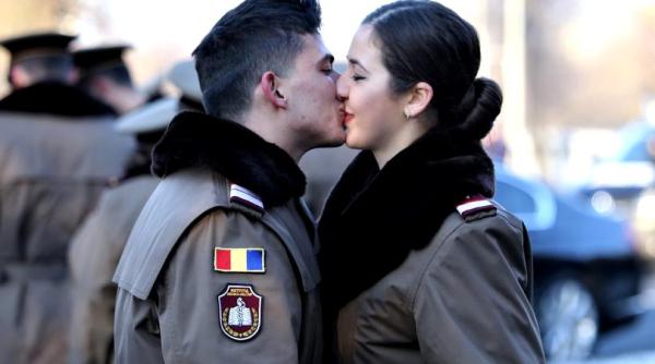 Dragoste, nu război. Fotografia-simbol a Centenarului Marii Uniri  