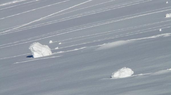 Avalanșă în Bucegi. Un om a MURIT