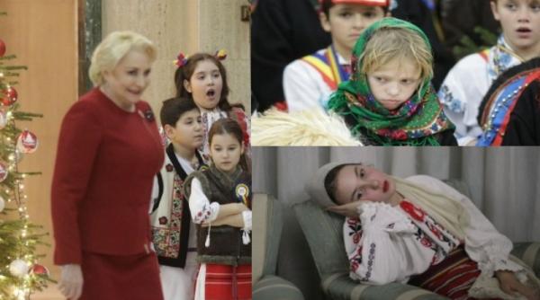 COPII treziţi de la 2 noaptea ca să-i cânte lui DĂNCILĂ colinde şi cântece patriotice