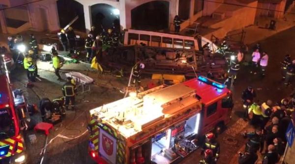 ALERTĂ la Lisabona. Un tramvai a deraiat, 28 de persoane fiind rănite