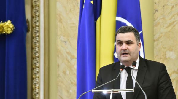 Ministrul Apărării, despre victimele Revoluției: "Lor le datorăm democrația"