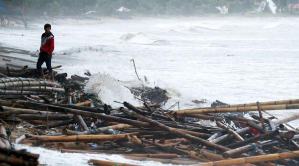 Indonezia. Bilanțul în urma valului tsunami a ajuns la 281 de morţi şi peste 1.000 de răniţi