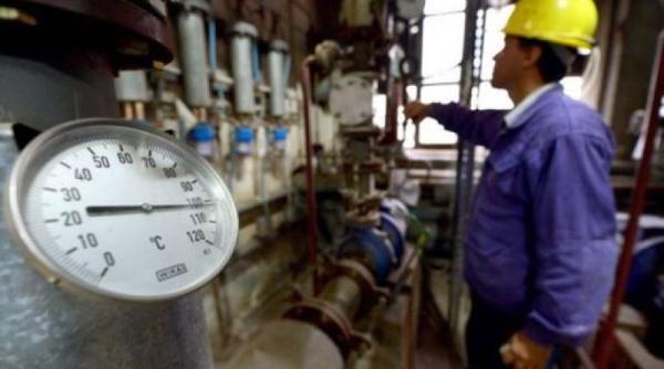 Jumătate din Capitală fără apă caldă și căldură de Crăciun!