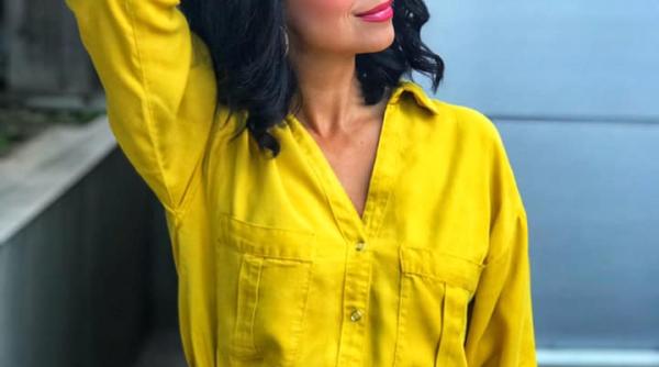 Emma Zeicescu, în piscină cu un cunoscut prezentator TV. FOTO 