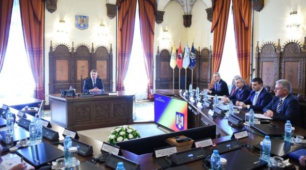 I. Fota: „Sa bagi mâna în banii Armatei, APOGEUL CORUPȚIEI. Marginalizarea președintelui, o CRIMĂ CONSTITUȚIONALĂ” 