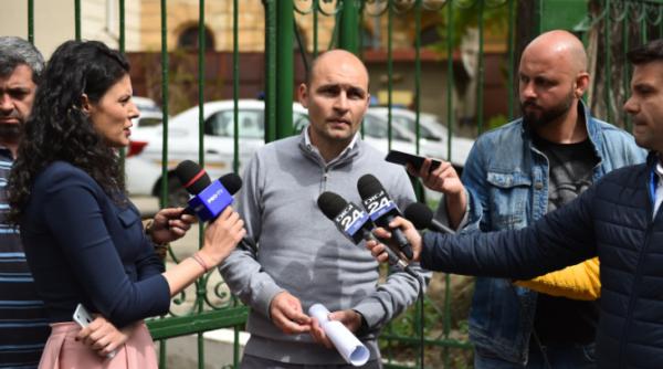 #Rezist. Mihai Dide şi-a depus dosarul de ANGAJARE la JANDARMERIE 