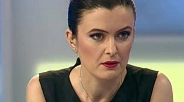 Sorina Matei, acuzații grave: "El a băgat-o pe LAURA sub MASA politicienilor"