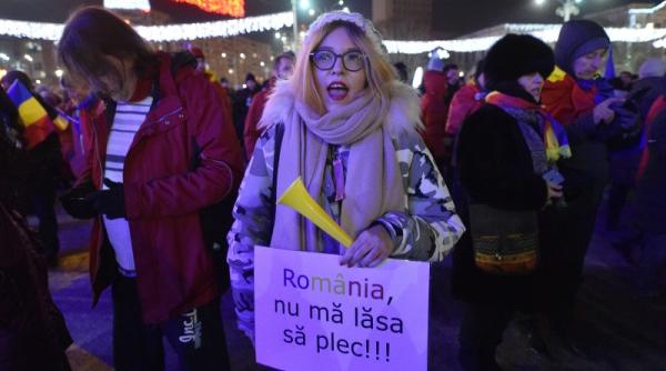 PROTEST în Piața Victoriei. "Nu vrem ordonanță pentru corupți!". LIVE TEXT+Update