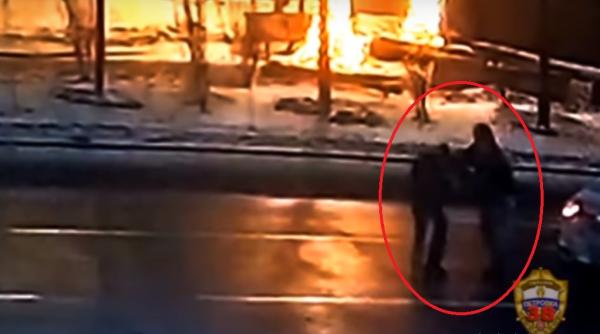 Taximetrist, BĂTUT de o femeie, nemulțumită de PREȚUL cursei (VIDEO)