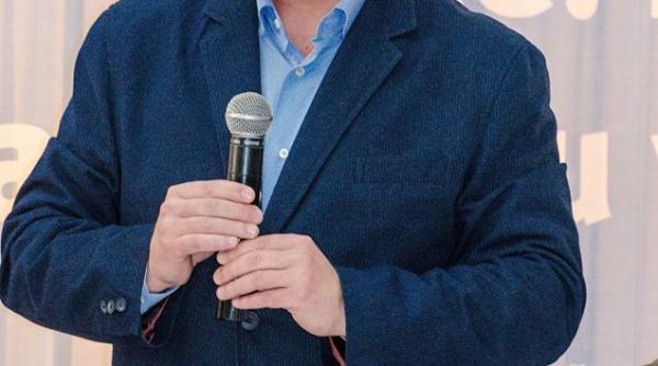 Mihai Răzvan Ungureanu revine pe scena publică. Pe cine CRITICĂ