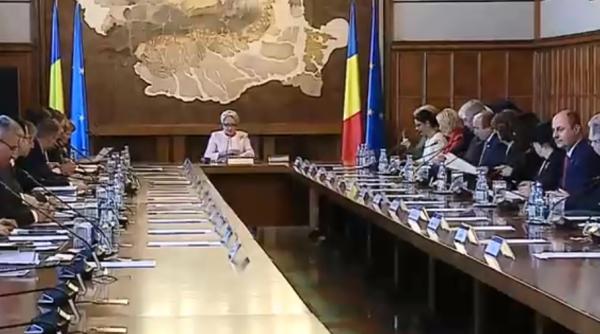 Tribunalul Olt cere Curții Europene de Justiție să explice dacă România e OBLIGATĂ să respecte RECOMANDĂRILE din MCV 