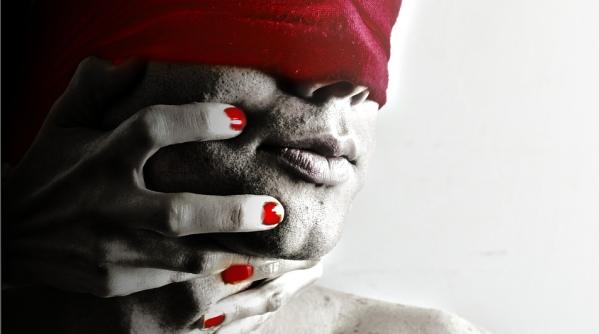 Italia. O ROMÂNCĂ a ȘANTAJAT un italian până acesta s-a SINUCIS: „Nu mă interesează, să-mi aduci banii!”