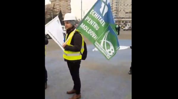 PROTEST la ușa Vioricăi Dăncilă. Membri ai mai multor asociații, în STRADĂ (VIDEO)