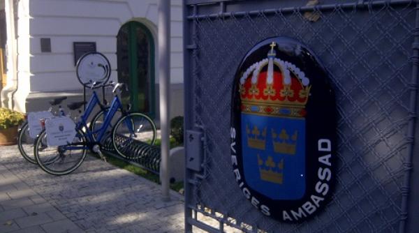 Ambasada Suediei nu se lasă și îi RĂSPUNDE ministrului comunicațiilor