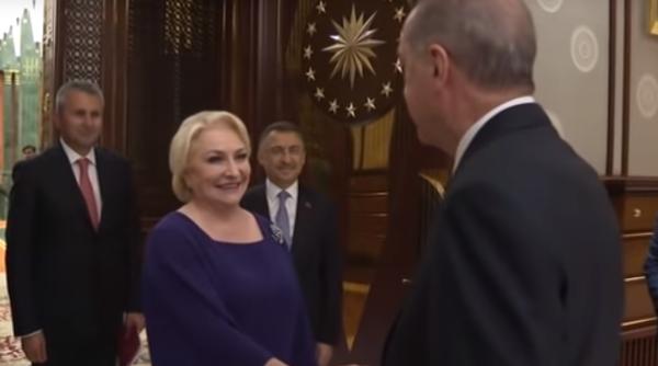 Erdogan ordonă arestarea a 1.112 persoane suspectate de legături cu Gulen