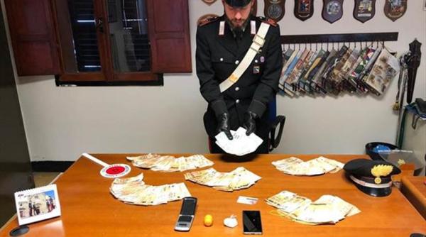 Italia. Șofer ROMÂN de TIR, ARESTAT după percheziții. Carabinierii s-au minunat de ce au găsit