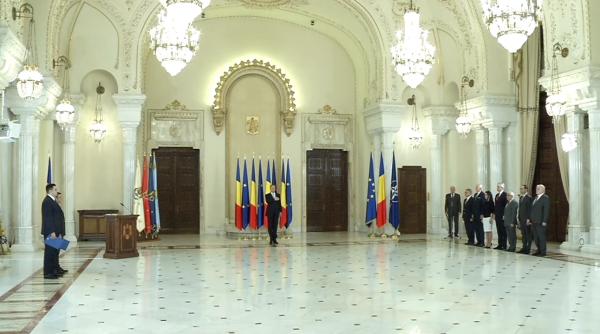 Viorica Dăncilă NU a PARTICIPAT la ceremonia de învestitură de către noii miniștri. Pe cine a trimis în loc