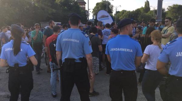Jandarmeria, MESAJ pentru protestatarii din Piața Victoriei