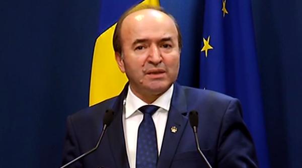 Trei asociații ale magistraților resping soluția lui Toader privind schimbarea OUG 7