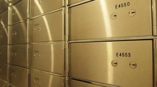 Seif SPART la o bancă din Moscova. Hoţii au furat o AVERE