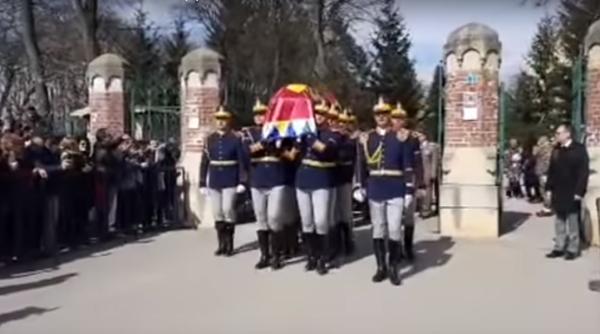 Moment ISTORIC la Curtea de Argeş. Regele Carol al II-lea a fost ÎNHUMAT