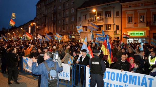 Ana Maria Brânză TRIUMFĂ la Budapesta, în timp ce la Târgu Mures se cere AUTONOMIE