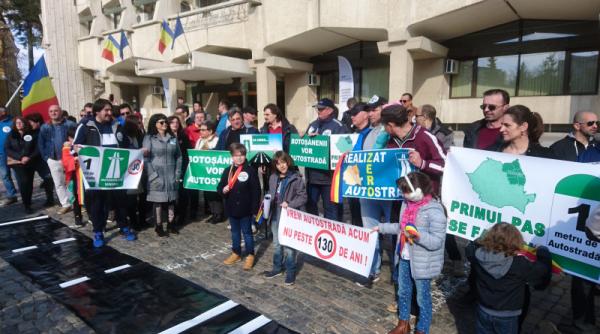 #șîeu. Tabloul COMPLET al protestului de 15 minute. Imagini din toată țara în ziua care ne-a UNIT