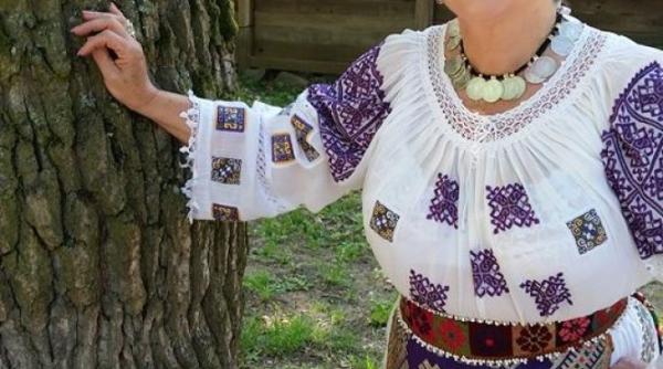 Cunoscută cântăreață de muzică populară, GRAV accident rutier