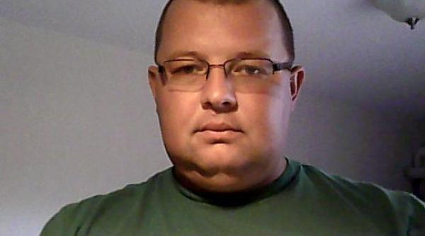 Un român care a lucrat ca şofer pentru Trump, ARESTAT. Soţia: Un prieten i-a folosit numele