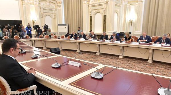 SCANDAL AUR. LOVITURĂ din Senat pentru BNR