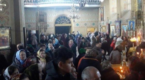 TENSIUNI monstru în Ucraina. SCENE VIOLENTE. Unui preot i s-a cerut „să plece înapoi în România”